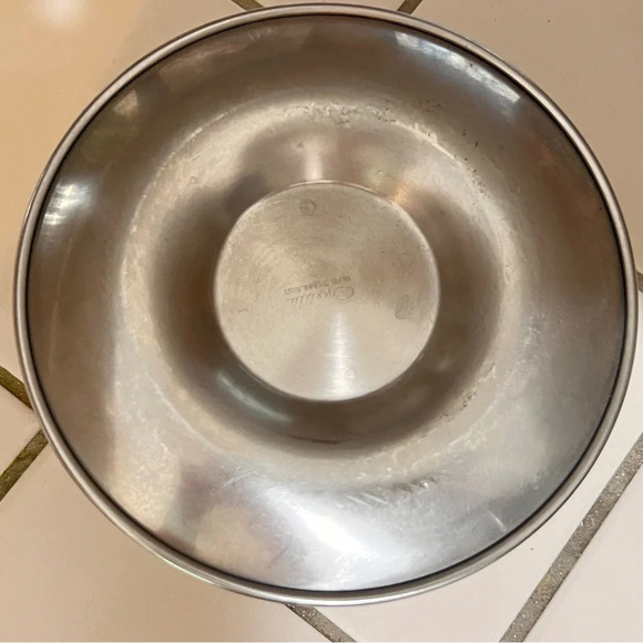 Vintage Oneida 18/8 Stainless Steel Gravy Boat Bowl w/ drop plate - Picture 3 of 4